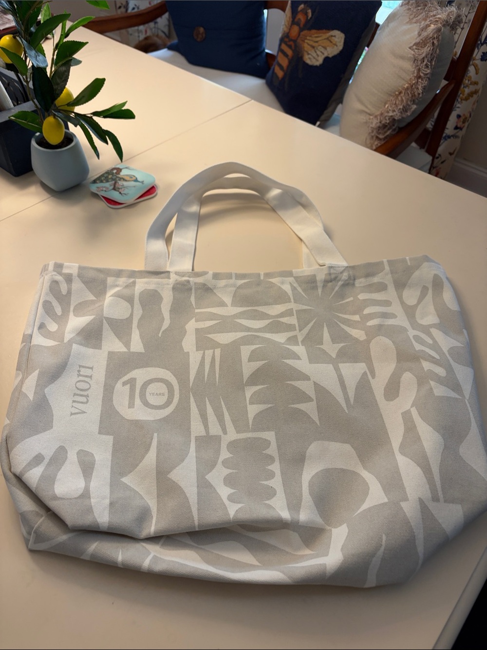 Vuori Gray & White Abstract Canvas Tote